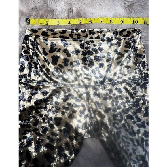 CHRLDR High Waisted Leopard Leggings Velour Spandex Sand X-Small - Picture 8 of 10